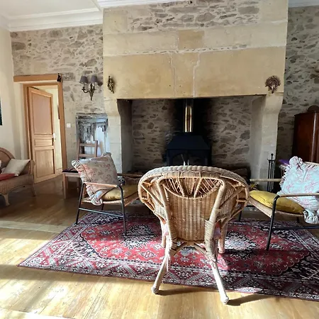 Maison De La Source Maison d'hôtes *