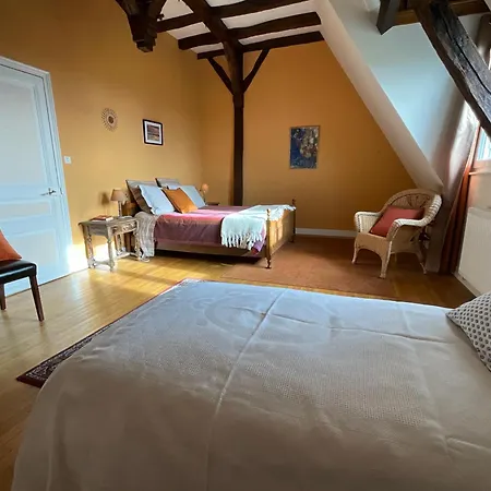 Maison d'hôtes Maison De La Source Génis