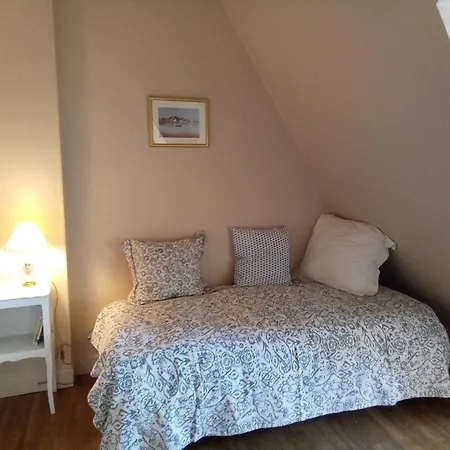 Maison De La Source Pensión