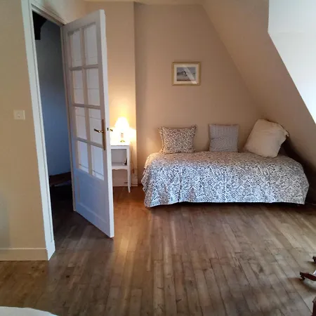 Maison De La Source Maison d'hôtes