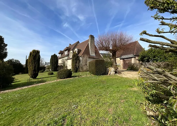 Maison De La Source * Génis