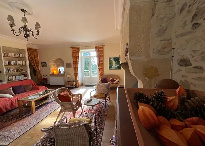 Gasthof Maison De La Source Génis