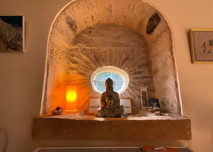 Maison De La Source Génis